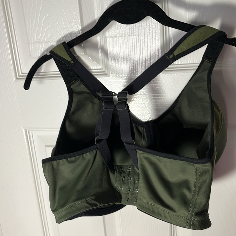 Freya Olive Green and Black Underwire Sports Bra - Picture 7 of 16